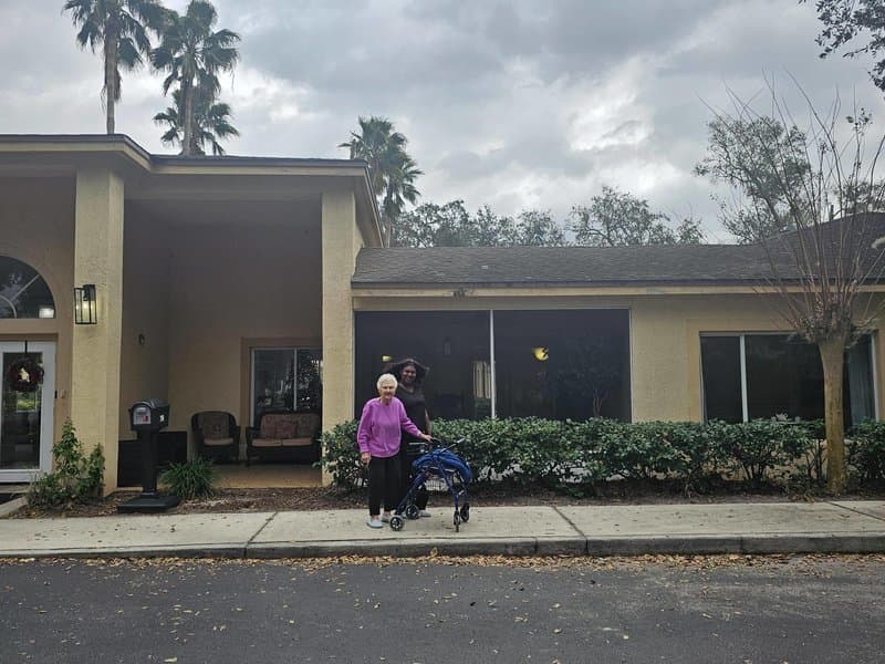 AUS Senior Living at Bartow – photo 4
