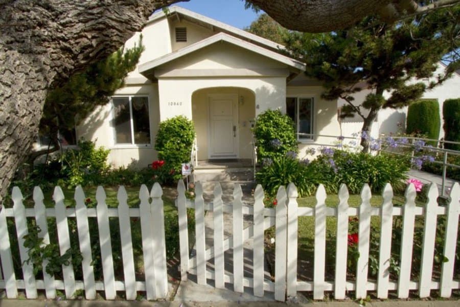 Ayres Residential Care Home - Westwood in Los Angeles, CA - Gallery 1