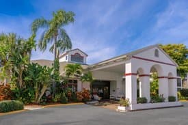 Banyan Senior Apartments – photo 3