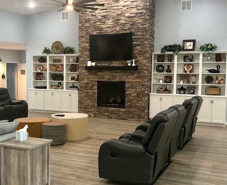Beehive Homes Assisted Living in Colorado Springs, CO - Gallery 1