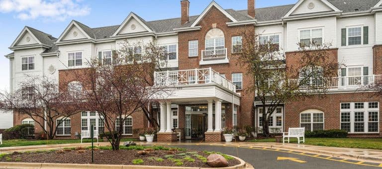 Brighton Gardens Of St Charles in Saint Charles, IL - Gallery 1