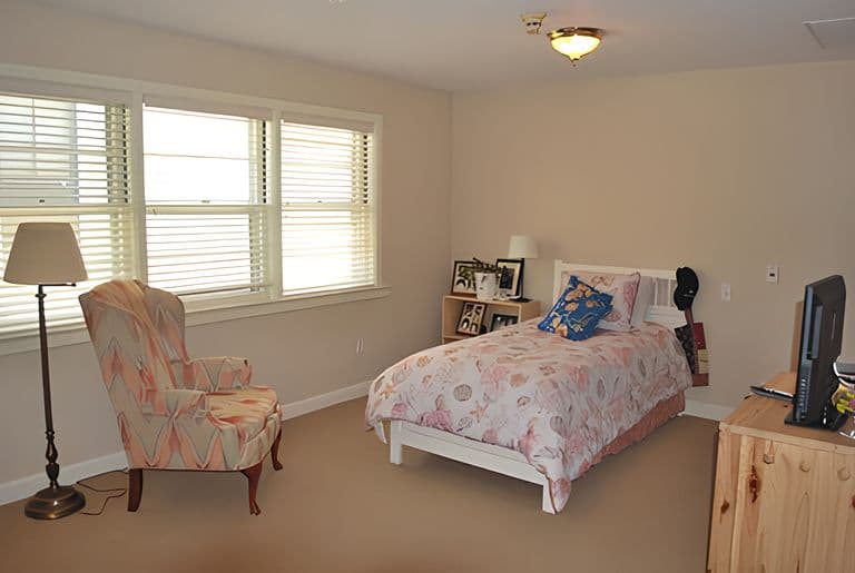 Canterbury Village in Santa Clarita, CA - Gallery 1