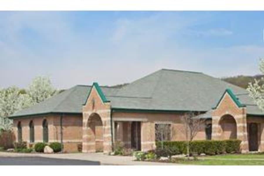 Carbondale Nursing and Rehabilitation Center in Carbondale, IL - Gallery 1