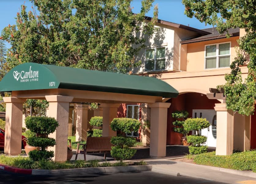 Carlton Senior Living Sacramento Atrium in Sacramento, CA - Gallery 1