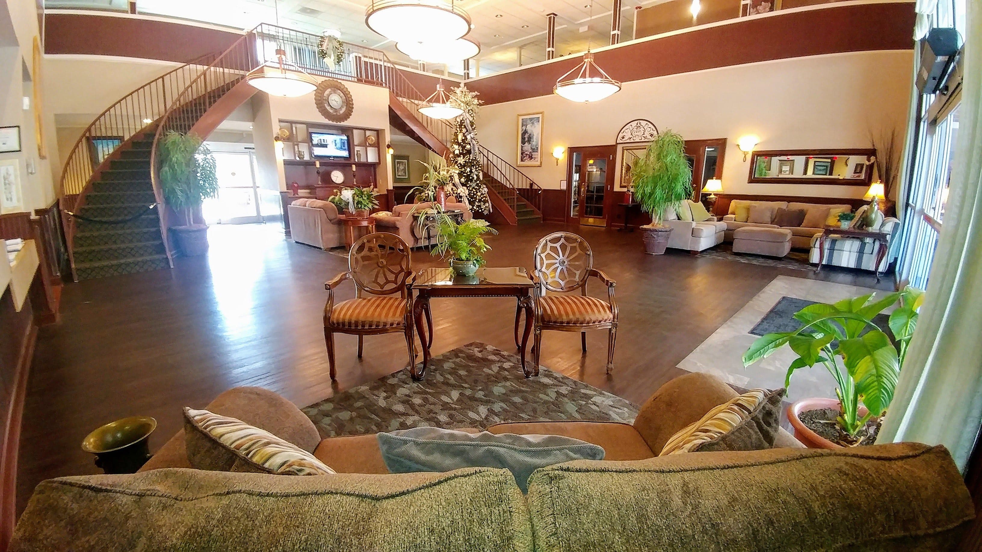 Cherry Creek Village in Marquette, MI - Gallery 1