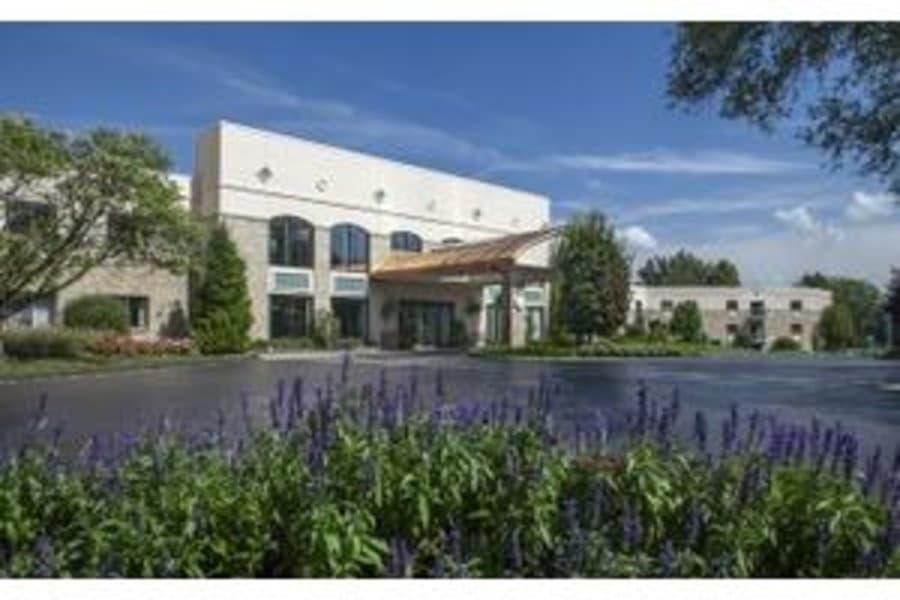Delmar Gardens Of Meramec Valley in Fenton, MO - Gallery 1