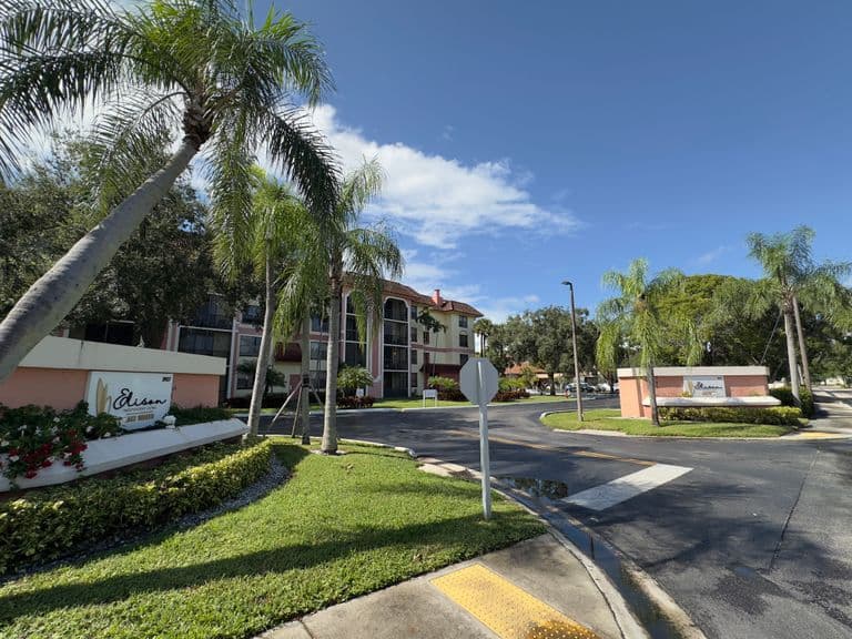 Elison Independent Living of Lake Worth – photo 4