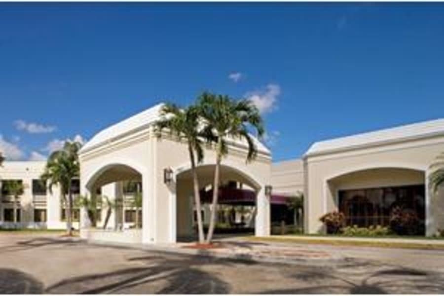 The Encore at Boca Raton Rehabilitation and Nursing Center – photo 2