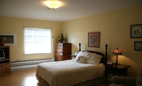 Retirement Center in Pensacola, FL - Gallery 1