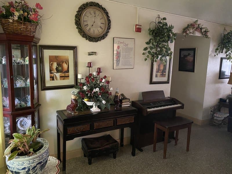 FHL Assisted Living – photo 4