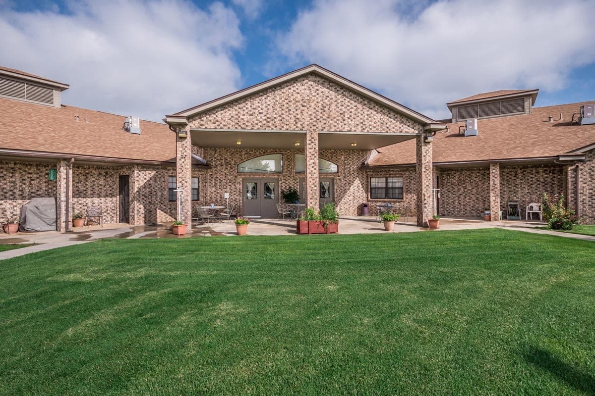 Friona Heritage Estates in Friona, TX - Gallery 1