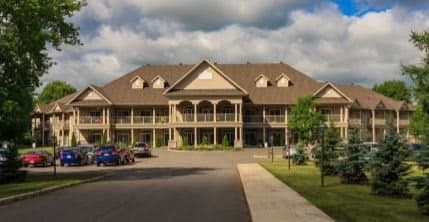 Garden Villa in El Campo, TX - Gallery 1