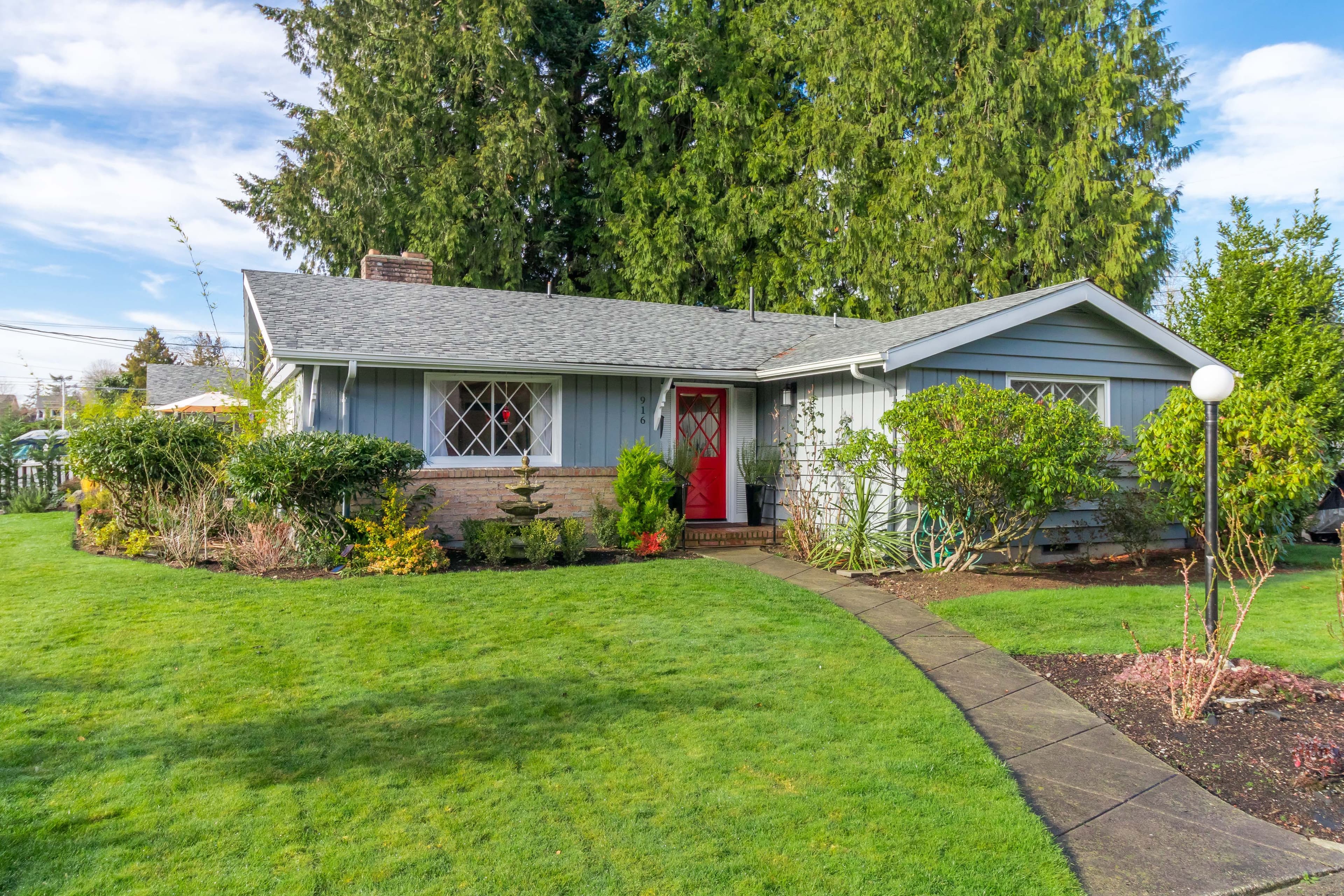 Gloria's House Adult Family Home in Tacoma, WA - Gallery 1