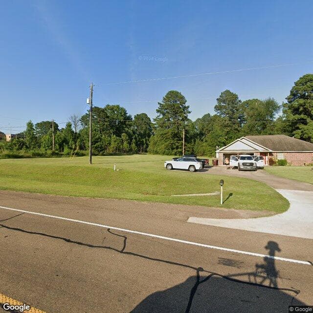 Golden Villa in Marysville, WA - Gallery 1