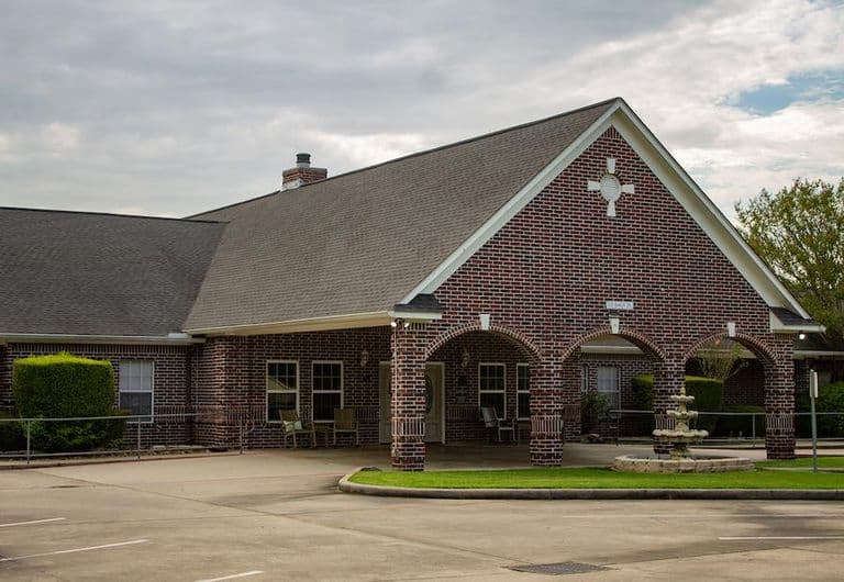 Inwood Crossing in Tomball, TX - Gallery 1