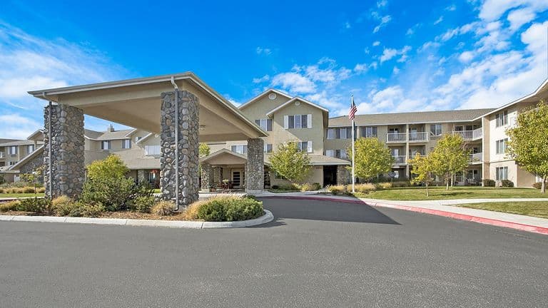 Holiday Sky Peaks in Reno, NV - Gallery 1