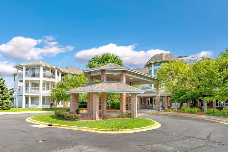 Waterford in West Bend, WI - Gallery 1
