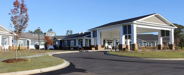Lakewood Senior Living in Birmingham, AL - Gallery 1