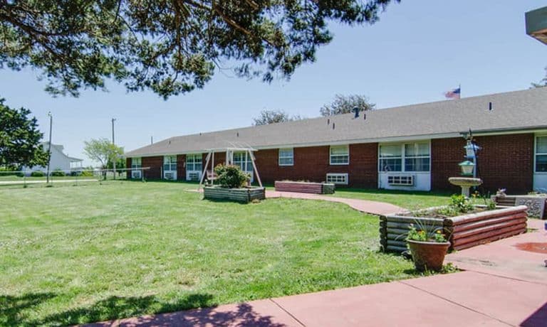 Moran Manor in Ventura, CA - Gallery 1