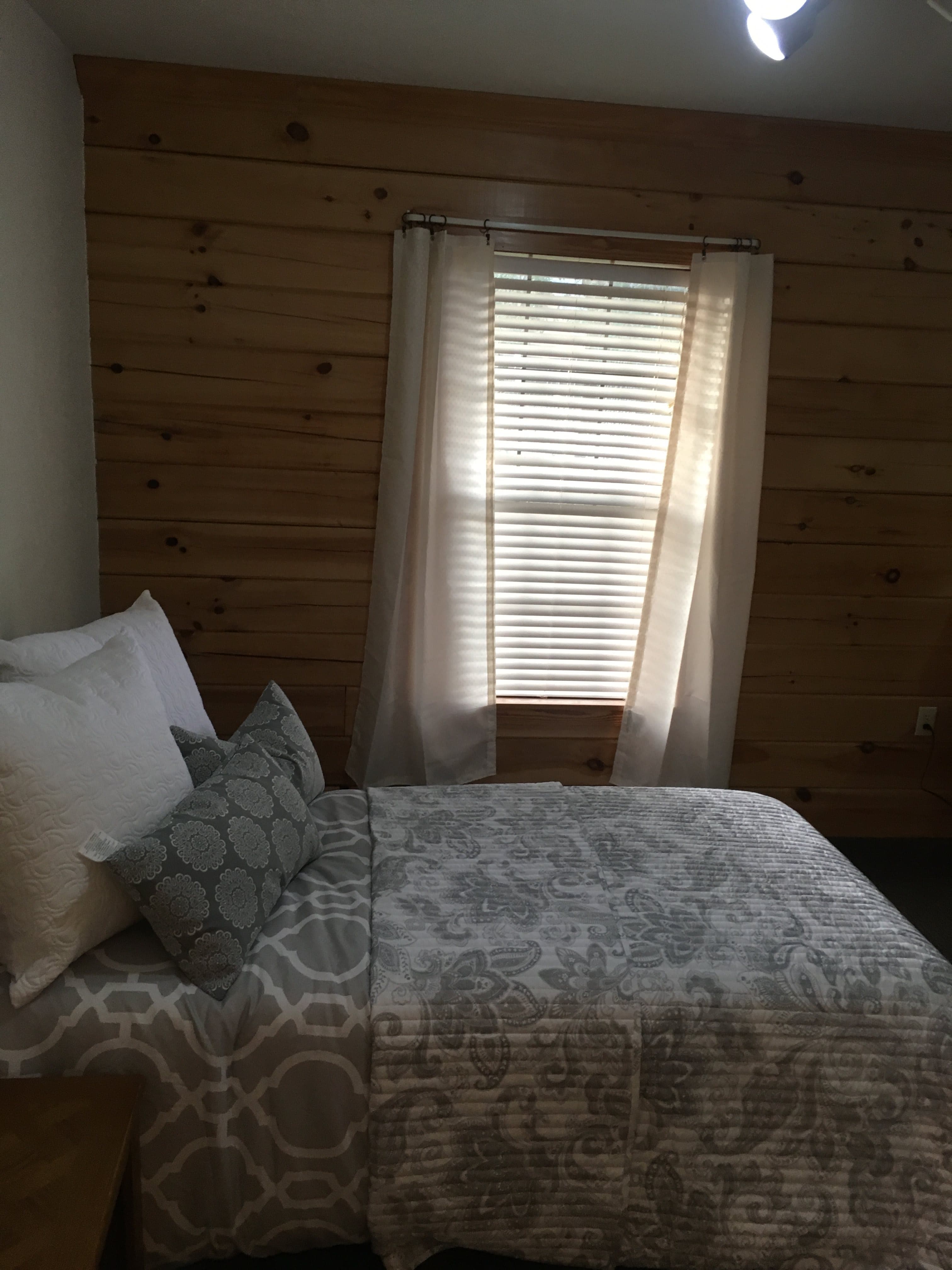 Oakridge Assisted Living in Beaumont, TX - Gallery 1