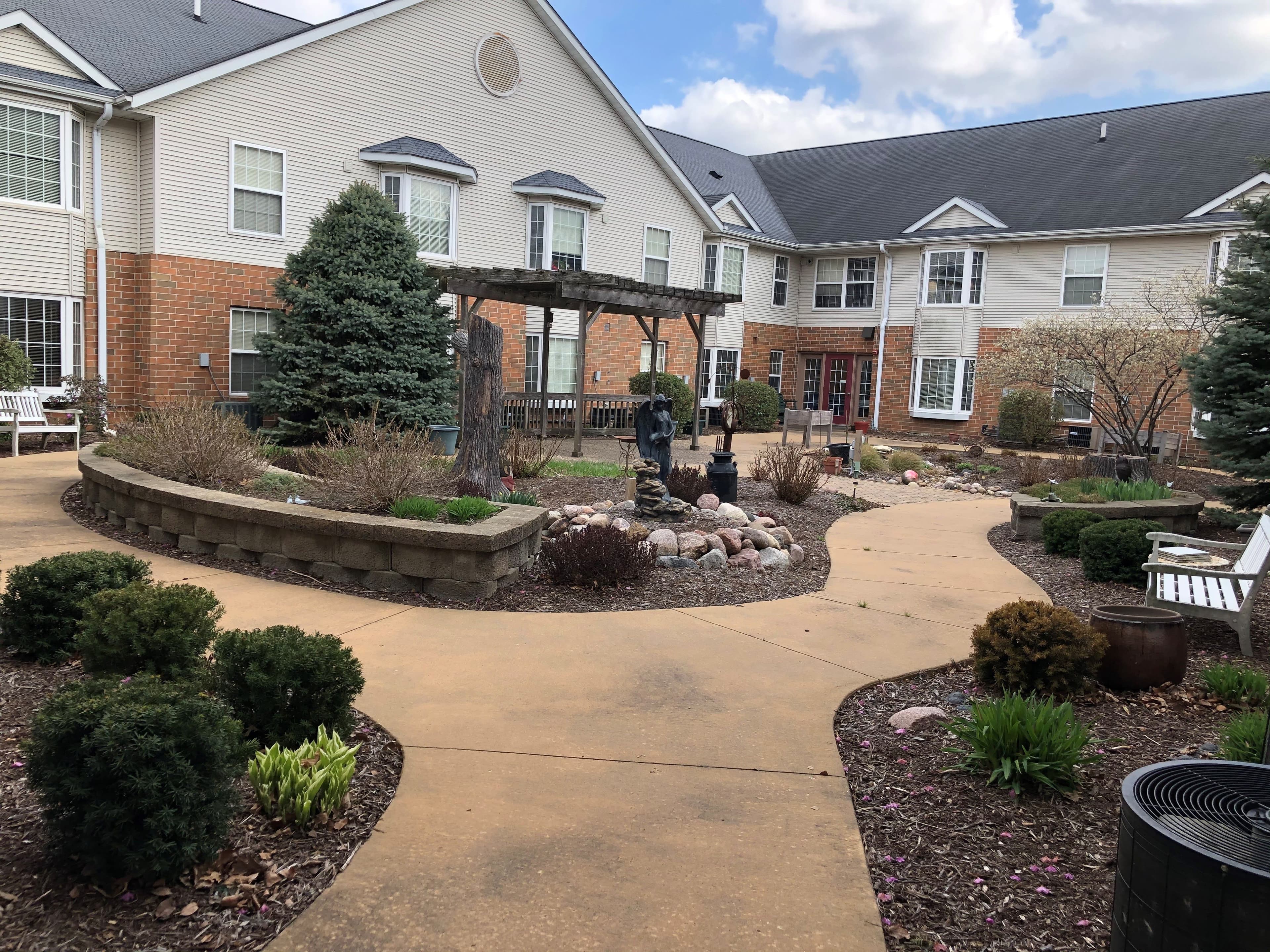 Pennsylvania Place in Holton, KS - Gallery 1