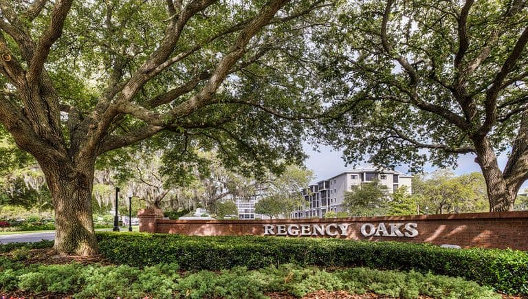 Regency Oaks Senior Living Community – photo 4