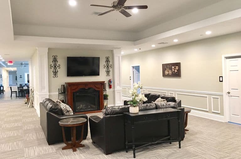 Rising Oaks Assisted Living – photo 2