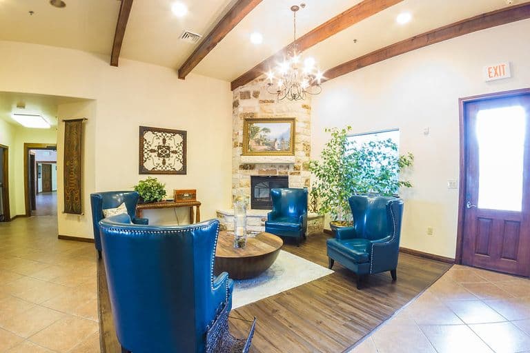 Rocky Hollow Lake House in Georgetown, TX - Gallery 1
