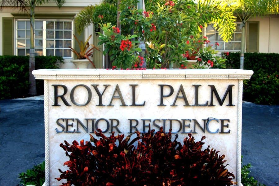 Royal Palm Senior Residence – photo 2