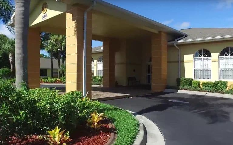 Sandhill Gardens Retirement Residence – photo 3