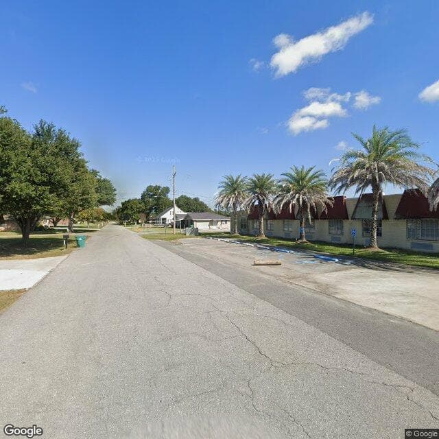 South Lafourche Nursing & Rehab in Raceland, LA - Gallery 1