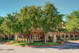 Spring Creek Healthcare Center in Holladay, UT - Gallery 1