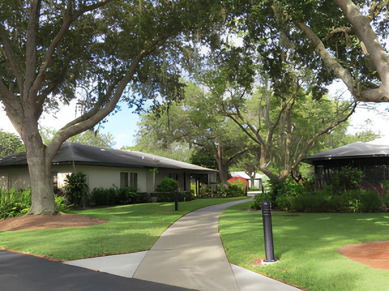 Sunnyside Manor – photo 3