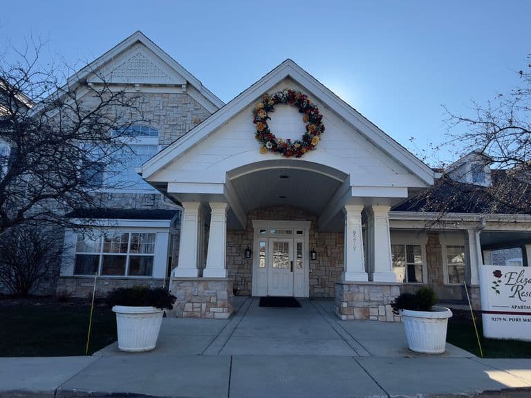 The Apartments at Elizabeth Residence in Bayside, WI - Gallery 1