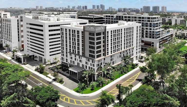The Plaza at Park Square – photo 3