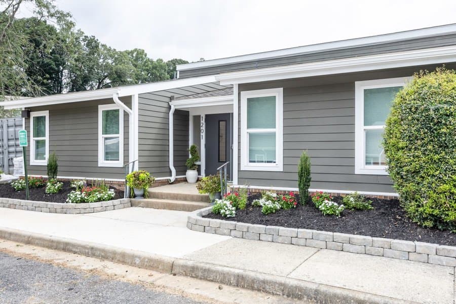 Wesley Apartments in Anniston, AL - Gallery 1
