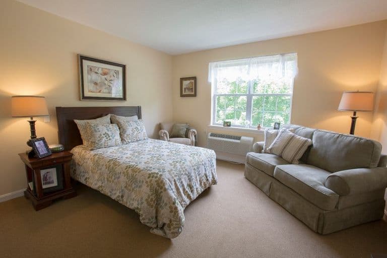 The Village At East Farms - Senior living in Waterbury, Connecticut
