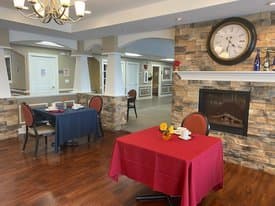 Close To Home Assisted Living Hampton in Bay City, MI - Main View