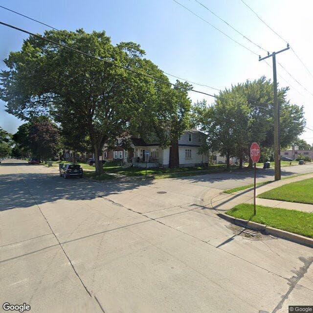 Charlotte'S Care Ii - Senior living in Lincoln Park, Michigan