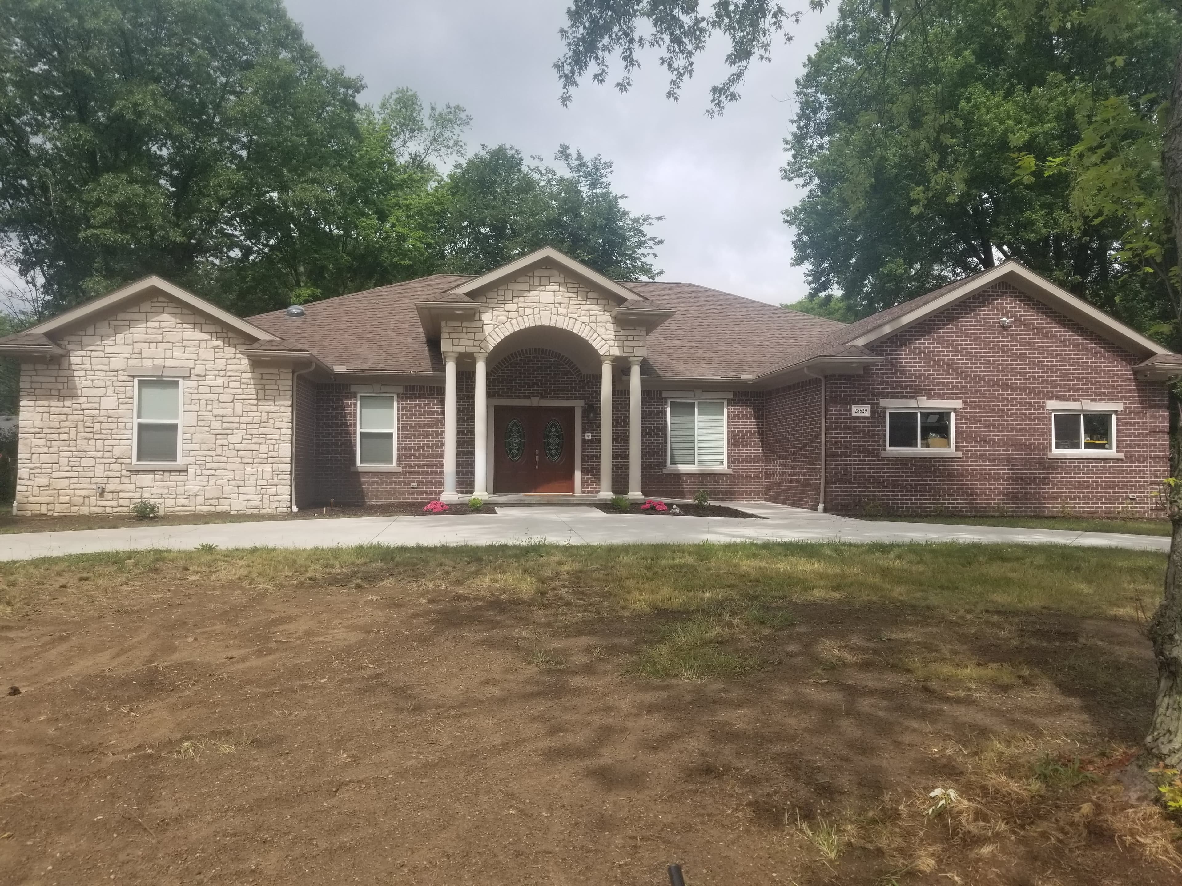 Pleasant Valley Family Care in Farmington Hills, MI