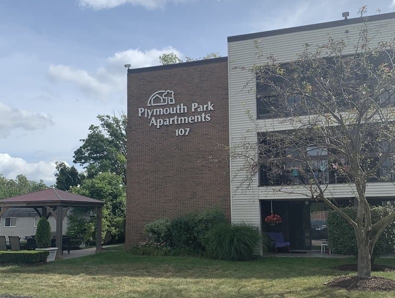 Plymouth Terrace - Senior living in Plymouth, Michigan
