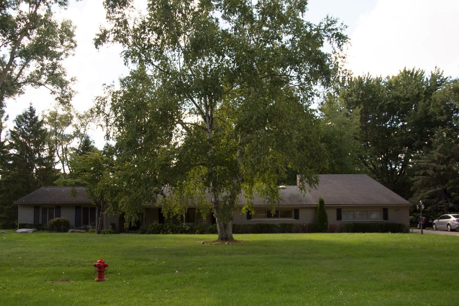 Knollwood Villa in West Bloomfield, MI - Main View