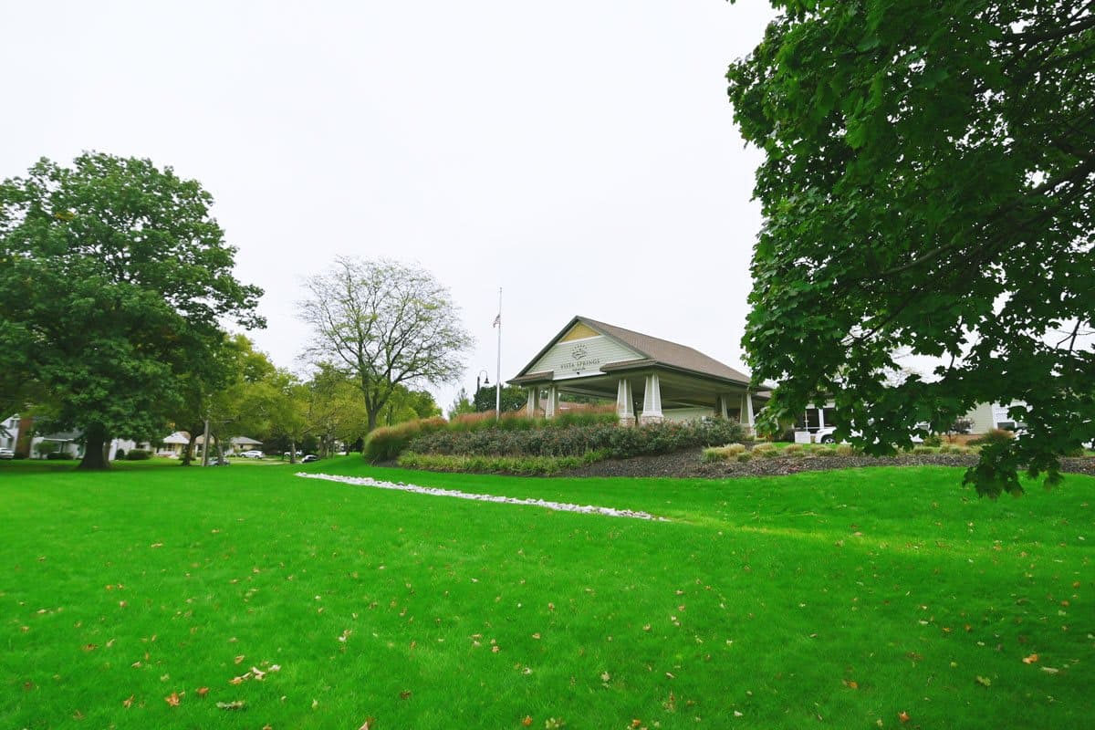 The Cortland Riverside Gardens in Grand Rapids, MI - Main View