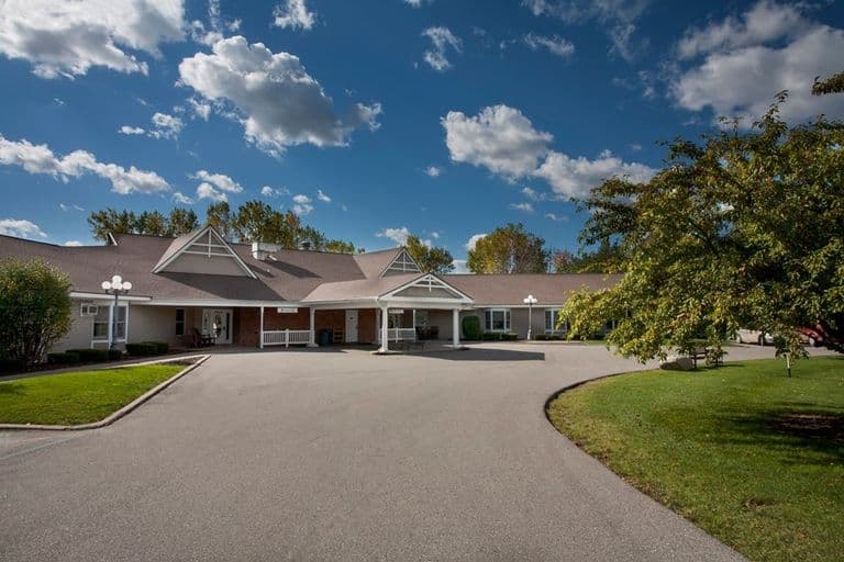 Whispering Woods in Grand Rapids, MI - Main View