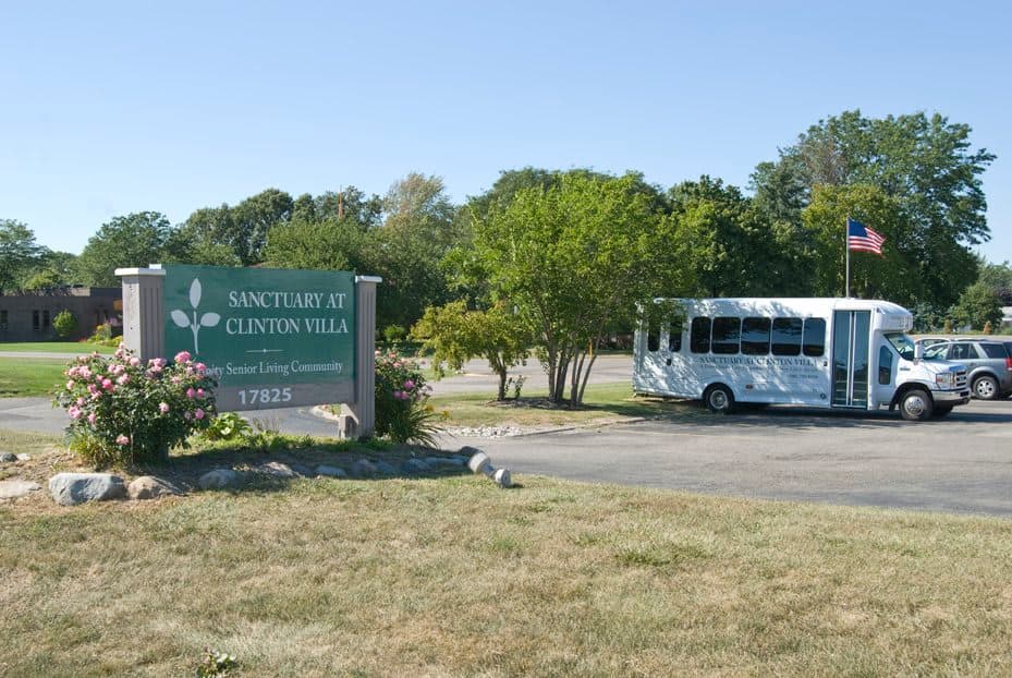 Clinton Villa in Clinton Township, MI - Main View