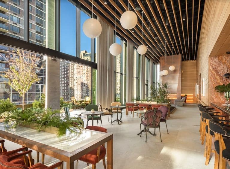 Inspir Carnegie Hill in NY, NY - Main View