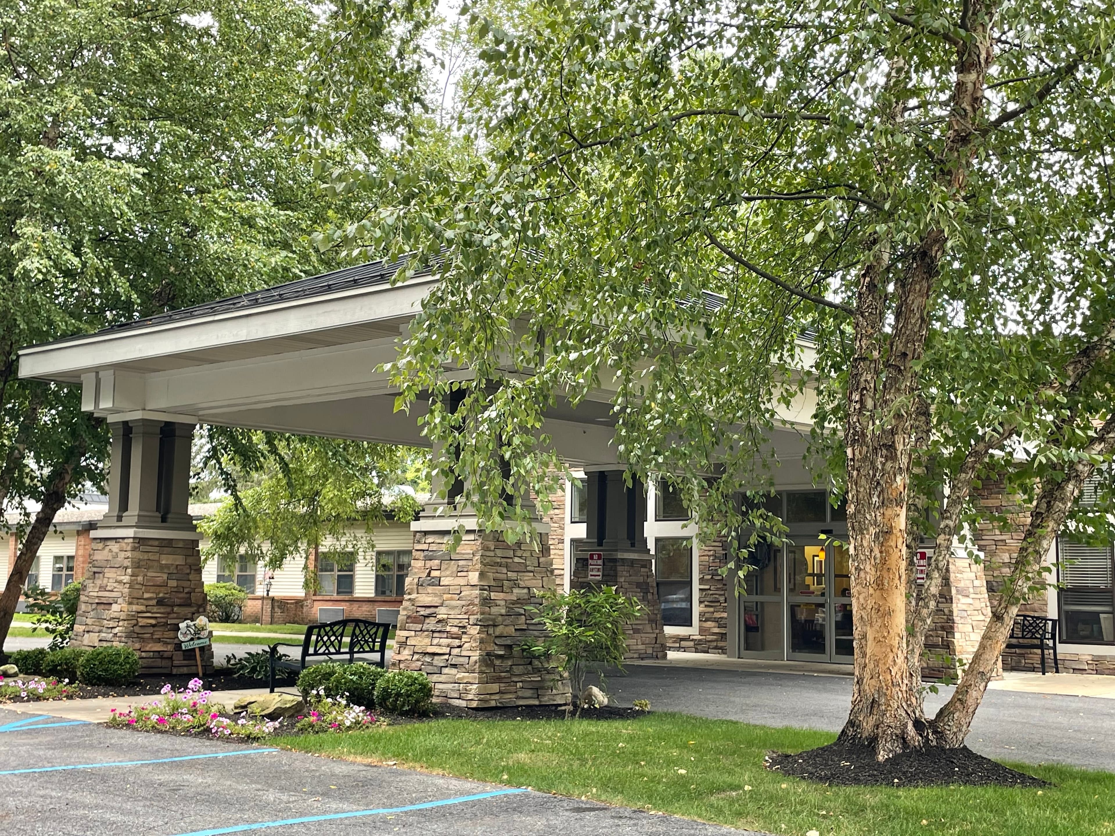 Peregrine Guilderland in Slingerlands, NY - Main View