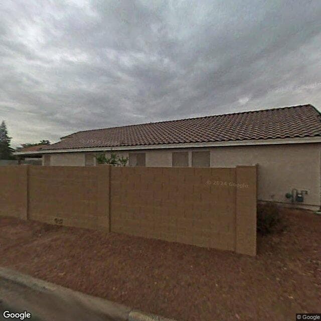 Oak Tree Manor Alh in Mesa, AZ - Main View