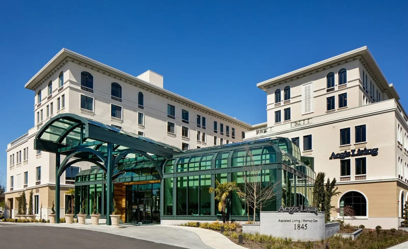 Aegis of Bellevue Overlake in Bellevue, WA