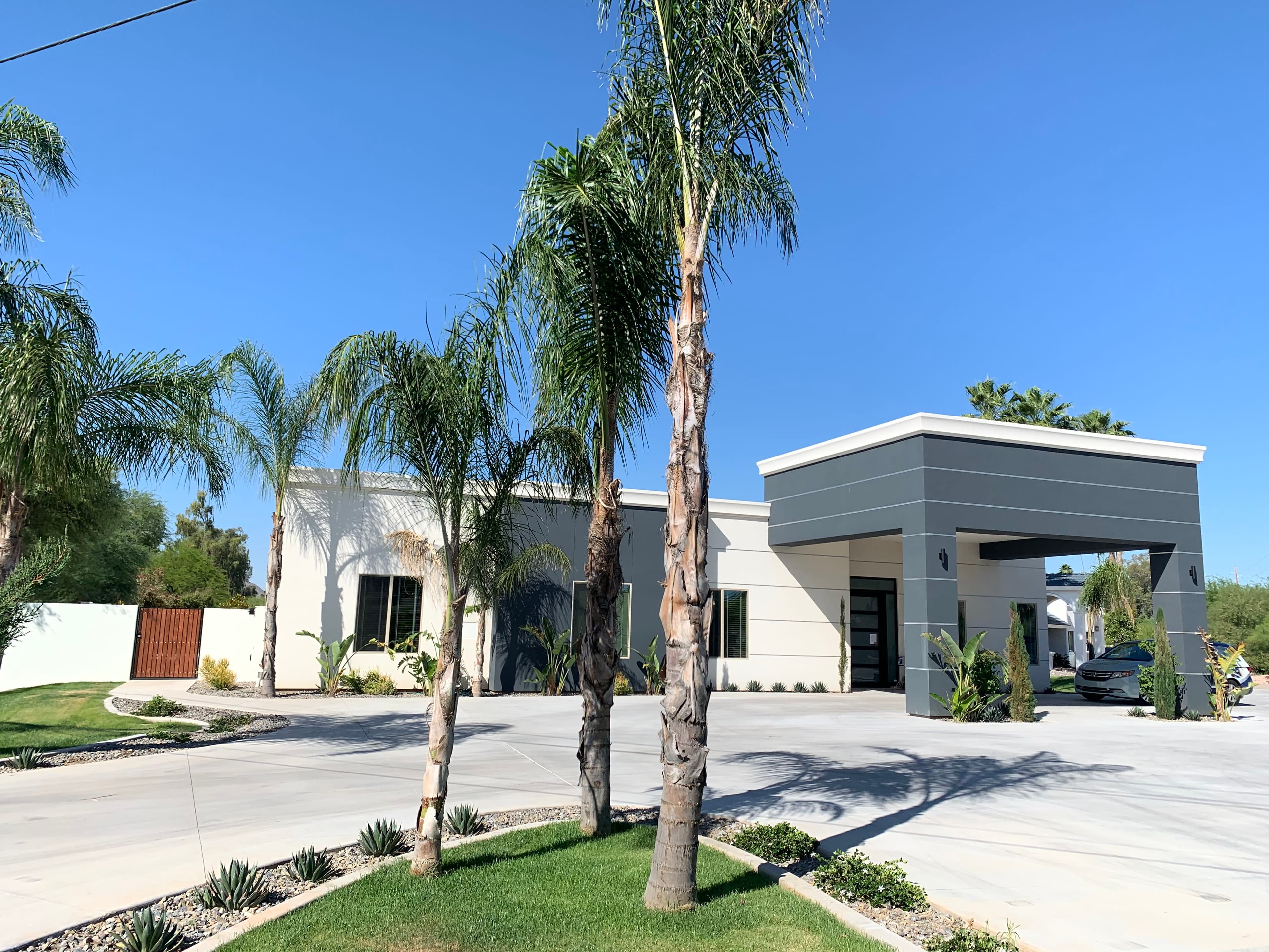 Agave Manor in Scottsdale, AZ - Main View